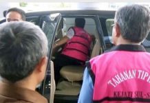 4 Tersangka Unsur Pimpinan DPRD Sulbar Diadili Dimamuju