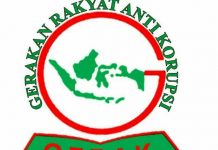 Akses Jalan Martadinata Menuju Kantor Gubenur Seperti Kubangan Kerbau Kalau Terjadi Hujan
