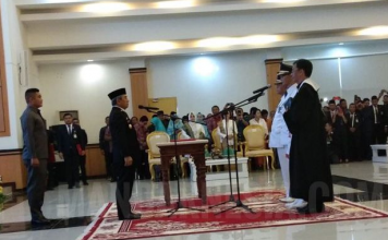 Gubernur Sulawesi Barat,Ali Baal Masdar, Lantik Bupati Mamasa.