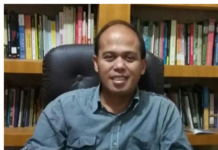 Rocky Gerung Dan Ateisme : Catatan Buat Pendukung Prabowo Untuk Jangan ‘Menggadaikan’ Aqidah