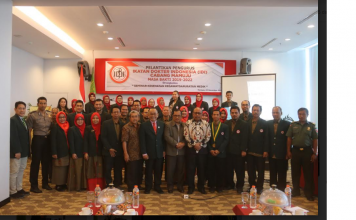 Pengurus IDI di Lantik, Sekda Mamuju Harapkan Pelayanan Kesehatan Kepada Masyarakat Meningkat