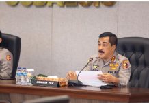 Komjen Pol Agus Andrianto: Polri Harus Beradaptasi dengan New Normal saat Berikan Pelayanan Masyarakat.