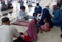 Pengucapan Dua Kalimat Syahadat DiMesjid Agung Mamuju