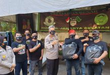 Kali ini Kapolda Metrojaya Memberikan Bantuan 2000 Pcs Kepada Ormas FBR Dan 1000 Pcs Kepada Ojek Online.