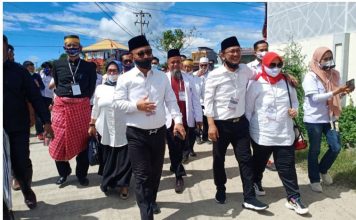 Habsi-Irwan Resmi Mendaftar Di KPU Mamuju,Partai Pengusung Mengantar Dan Masyarakat.
