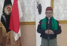 *Pengacara Jawara Bela Ummat (PEJABAT) Turut Menjemput Kedatangan Habib Rizieq Syihab*