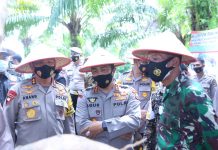 *Kabaharkam Polri Pantau Kampung Tegep Mandiri Dan Taman Edukasi Ketahanan Pangan Terintegrasi Dikepulauan Bangka Belitung*