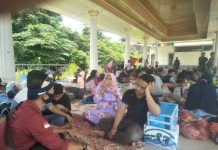 *Hari Kedua Paska Dempa,Sejumlah Pengungsi DiMamuju Masi Banyak Belum Mendapatkan Bantuan Makanan,Dan Obat-Obatan*