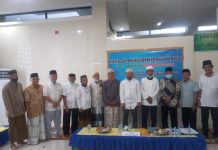*Lurah Rimuku Mengukuhkan Pengurus Dewan Kemakmuran Mesjid Nurul Hijrah Axuri Mamuju Periode 2021-2024*
