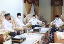 *Gubernur Sulbar Ali Baal Masdar Ajak Masyarakat Kirim Doa Kepada 53 Awak KRI Nanggala 402*