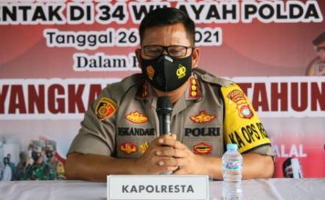 *Vaksinasi Massal 1.000 Orang,Polresta Mamuju Lampaui Target*