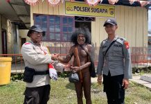 Ciptakan Lingkungan Aman Kondusif Satgasres Binmas Ops Noken Damai Cartenz-2022 Temui Kepala Suku