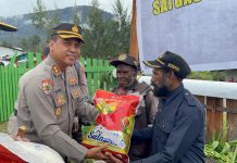 “Polri Bukan Musuh Masyarakat”Satgas Binmas Noken Operasi Damai Cartenz Th 2022 Mendatangi Warga DiStrik Nduga Dan Distrik Yahukimo.