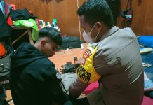 Tim Medis Satgasres Binmas Noken Ops Damai Cartenz 2022 Melaksanakan Kegiatan Keladi Sagu
