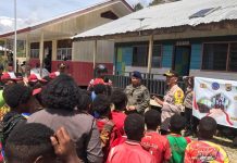 Program Si Ipar Satgasres Binmas Noken Ops Damai Cartenz 2022 Hadir Di SD YPPK Bilogai Dan Inpres Yokatapa Aktifkan Pendidikan Wawasan Kebangsaan Dan Cinta Tanah Air