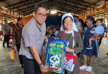 Satgas Binmas Noken Ops Damai Cartenz 2022 Bertanda Ke Gereja Krisiten Paroki Roh Kudus Mabilabol Oksibil