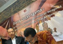 Sekelompok Pemudah Yang Bergabung Pemuda Indonesia Center Menggelar Dialog Lintas Agama .