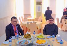 Makin Dekat Kebersamaan Prof Husain Syam ( PHS) Dengan Andi Sukri Bupati Majene.