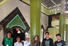 Relawan Prof Husain Syam( PHS) Melakukan Aksi Pembersihan Mesjid Sebanyak 23 Mesjid DiSulbar.