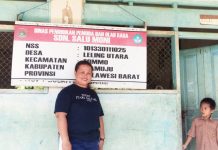 SD Neg.Salomoni Terpaksa Membagi Ruangannya Karena Gedung Hanya Satu Unit.