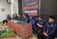 Anwar Adnan Saleh ,Ketua Dpw Partai Nasdem Memberi Keterangan Pers Tentang Pencopotan Ketua DPRD Mamuju.