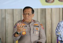 Polri Bersama FKDB Gelar Penanaman Dan Panen Jagung Di Distrik Arso Kab. Keerom.