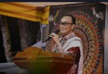 PJ Gubernur Sulbar Ajak Masyarakat Mamasa Jaga Kerukunan Beragama Pada Saat Hadiri Natal.