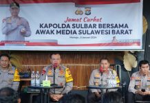 Curhat Kapolda Sulbar Bersama Awak Media Untuk Menjaga Kantibmas Secara Kondusif Menjelang Pemilu 2024.