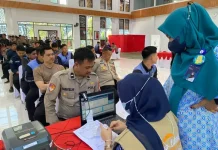 Personel Polda Sulbar Yang Akan Diterjunkan Membeck Up PAM TPS Jalani Pemeriksaan Kesehatan.