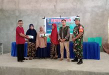 Penyerahan Bantuan Langsung Tunai Didesa Dungkai Tapalang Barat.