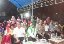 Camat Kec.Sampaga Mamuju Membuka Pentas Seni.