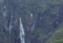 Air Terjun Sambabo Dikabupaten Mamasa Menarik Bagi Para Turis Manca Negara Yang Berkunjung.