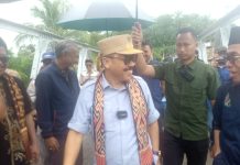 Gubernur Sulbar Didampingi Bupati Mamuju Resmikan Jembatan Kabe Dileling Barat Kec.Tommo.