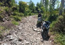 Akses Jalan Menuju Tiga Desa Di kecamatan Mehalaan Rusak Parah.