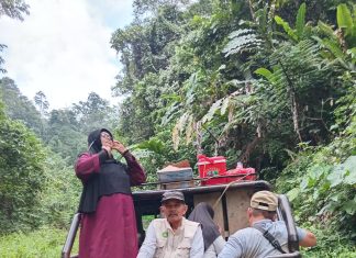 Kondisi Jalan Menuju Desa Bella Dan Koppeang Kecamatan Tapalang Memprihatinkan.