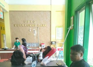 Laka Lantas Di Dusun Lara Karossa : Tabrakan Truk Tangki Dengan Truk Yang Sedang Ganti Ban Polantas Himbau Pengendera Utamakan Keselamatan.