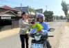 Pengendara Tertib diMamuju Dapat Kejutan Manis Dari Polantas Polda Dulbar Pulang Bawa Sayur Segarm