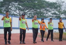 Kapolda Sulbar Bersama PJU Perkuat Fisik Lewat Tes Kesamaptaan Di stadion Manakarra.