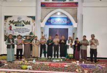 Dekatkan Diri Ke Masyarakat, Jajaran Polres Mamasa Gelar Subuh Keliling Dan Dialog Kamtibmas.