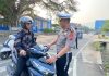 Kapolda Sulbar Dan Jajaran Pejabat Utama Turun Langsung Atur Lalu Lintas Dan Sapa Masyarakat