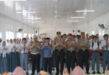 Bakar Semangat Generasi Emas,Kapolda Sulbar Kunjungi SMKN 1 Rangas,Sukses Itu Harus Di Paksa!