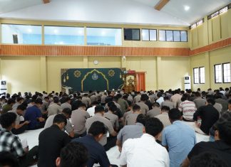 Polda Sulbar Perkuat Pondasi Iman Lewat Binrohtal,Perkokoh Pelayanan Yang Profesional.