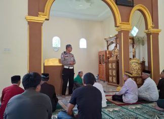Jumat Keliling, Polantas Polda Sulbar Hadir Di Masjid Nurul Hilal Sosialisasi Keselamatan Dan Eratkan Silaturahmi